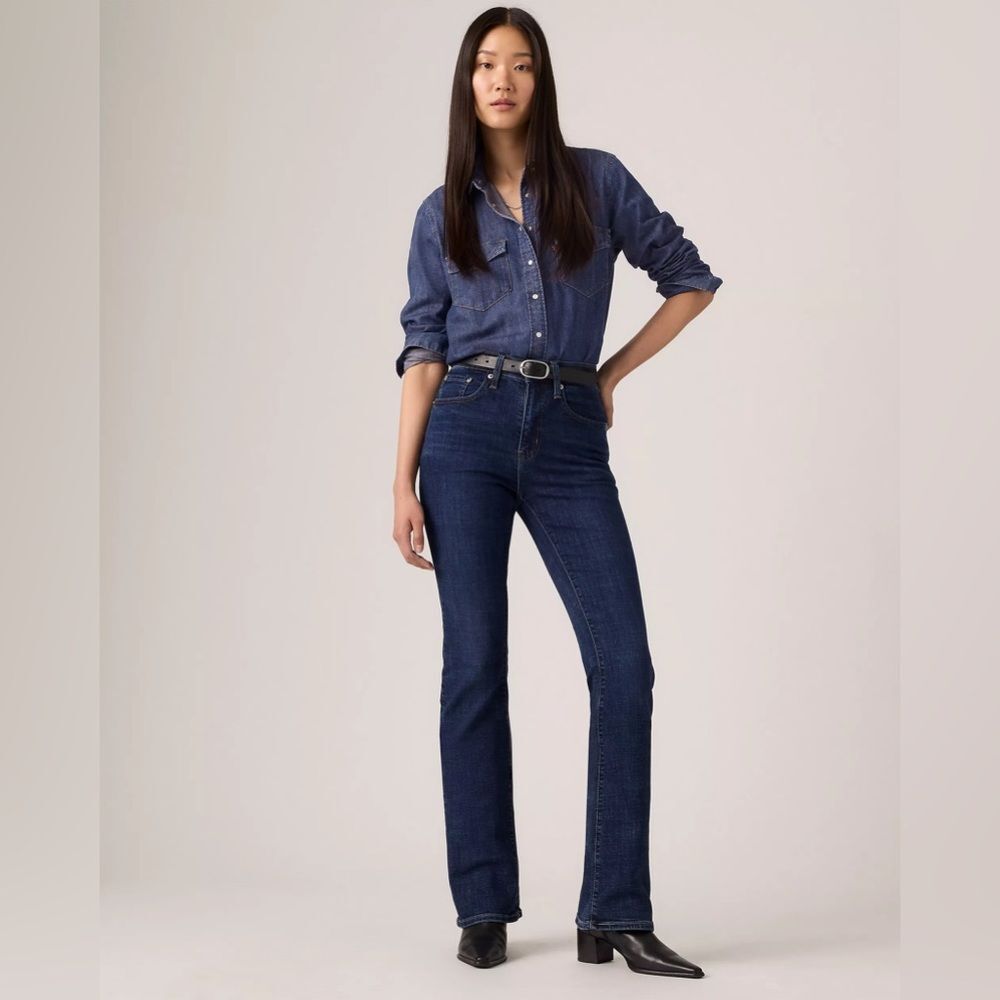 Levi’s 725 Women’s High Rise Boot cut Denim Jeans Size 22W plus size EUC
